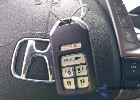 2016 Honda Odyssey Ex-L z USA, uszkodzony, nr VIN 5FNRL5H62GB065965